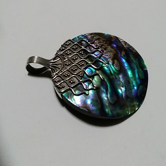 Abalone Pendant - Picture 2 of 5